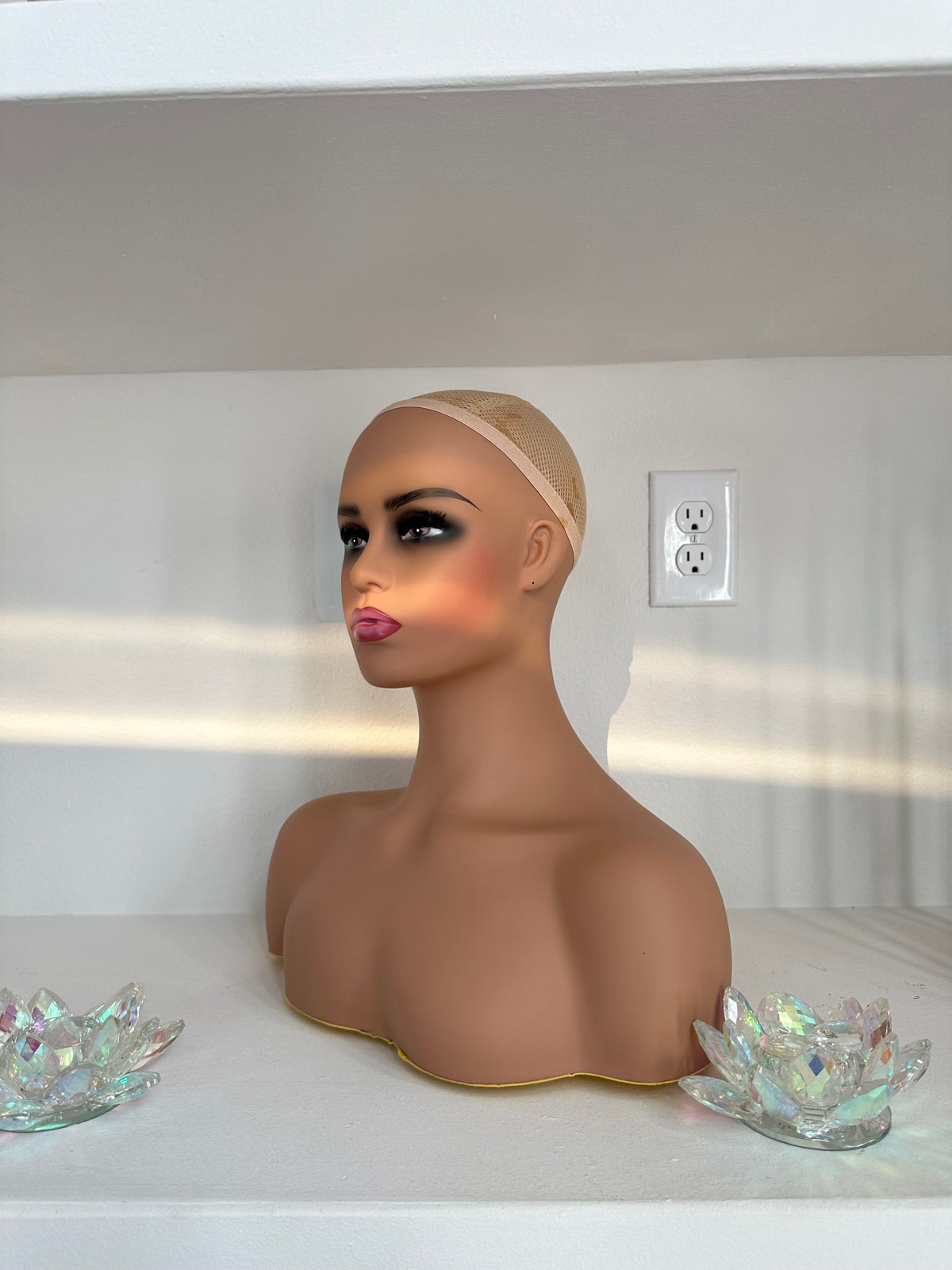 Mannequin heads