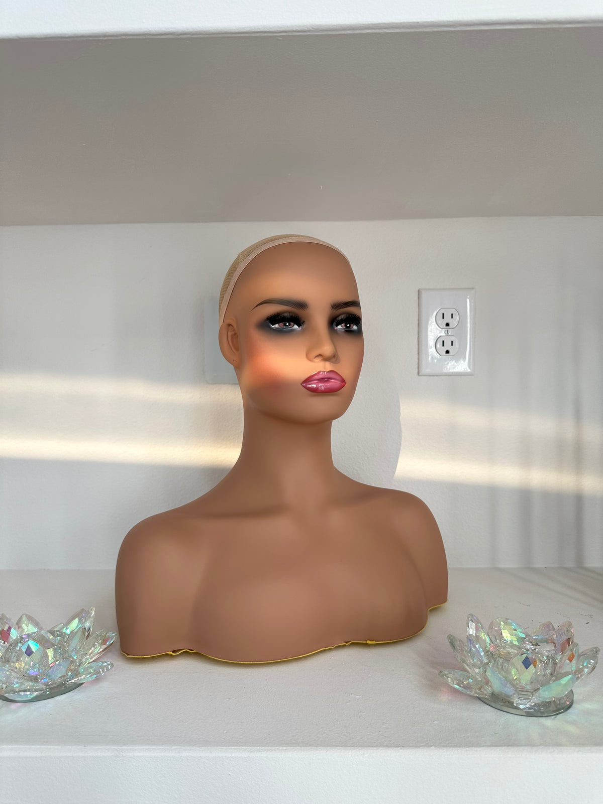 Mannequin heads