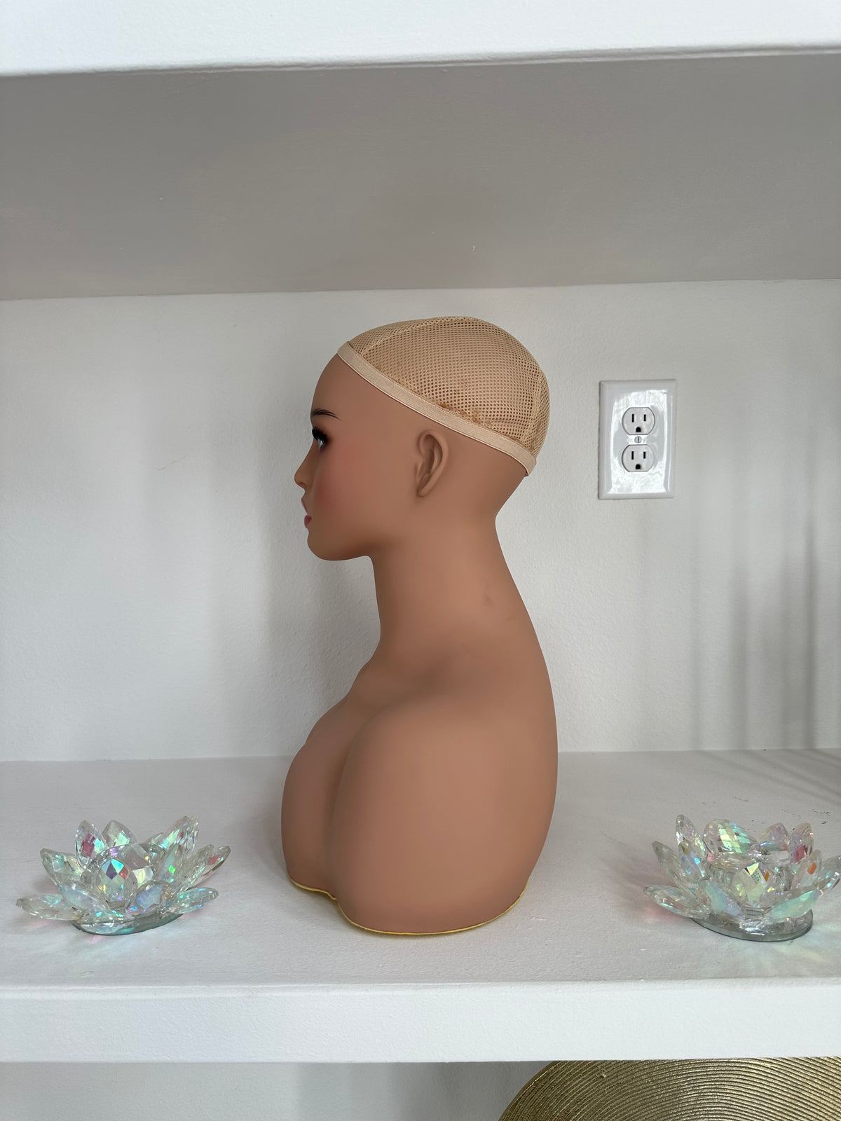 Mannequin heads